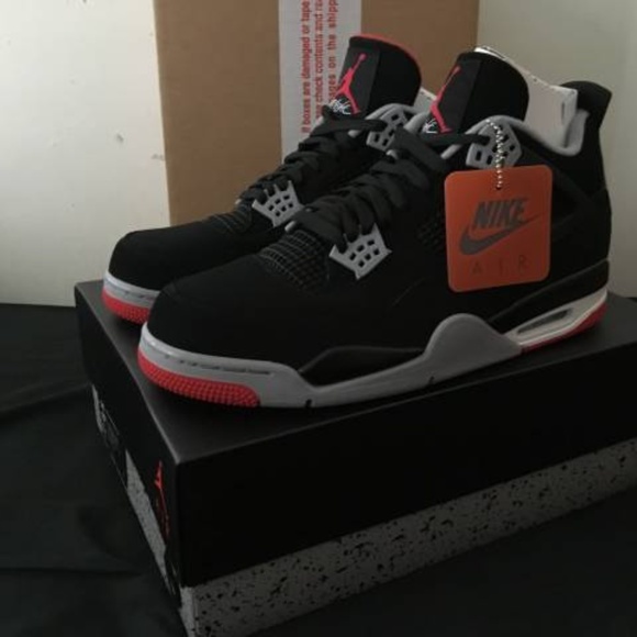 bred 4s size 11
